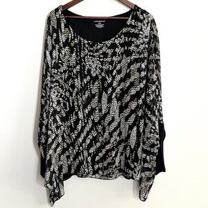 Lane Bryant Women 18/20 Black Abstract Print Layered Poncho Sharkbite Hem Blouse